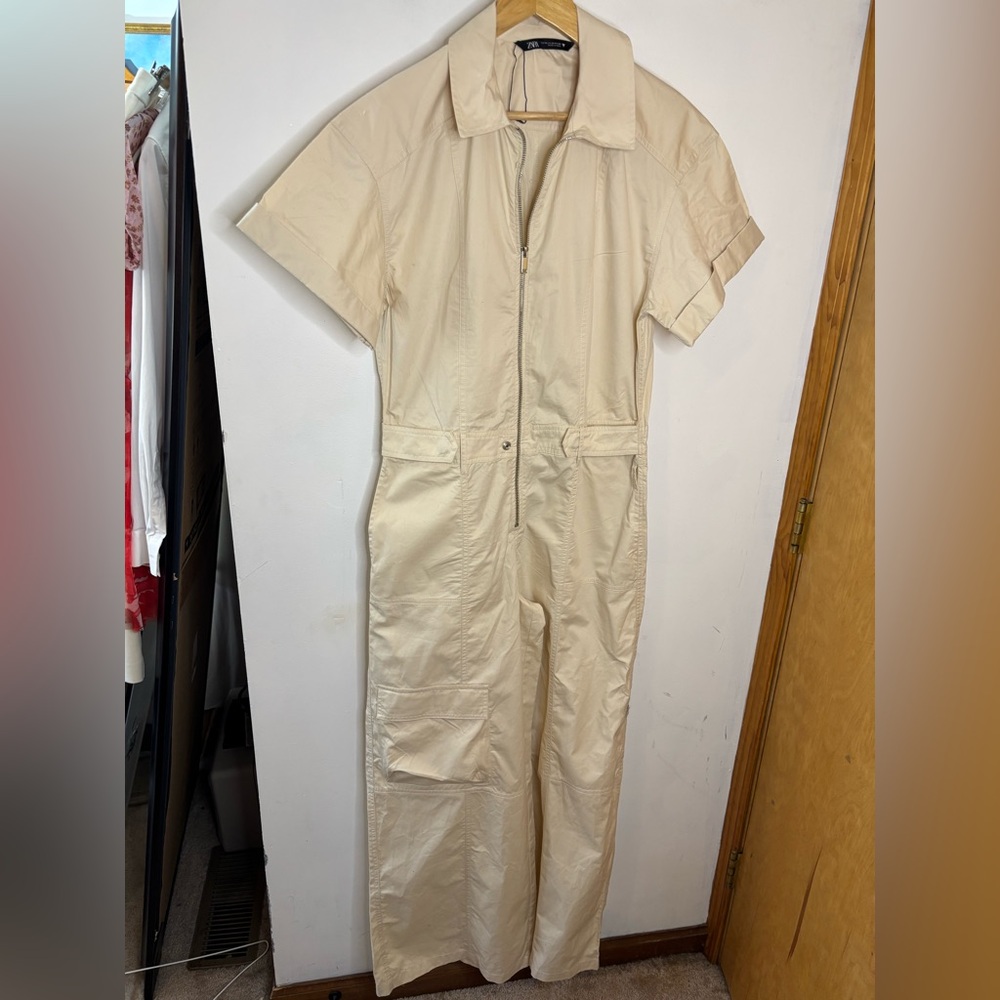 ZARA NWOT Women's Beige Cotton Cargo Utility Wide Leg Zip Jumpsuit - Picture 3 of 14